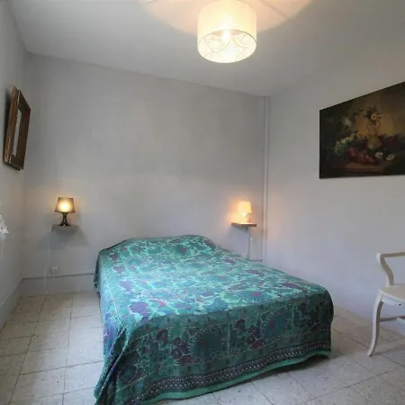 Maison Familiale Avec Terrasse, Grand Terrain Et Proche De La Riviere - Alleyras, 6 Pers. - Fr-1-582-244 *